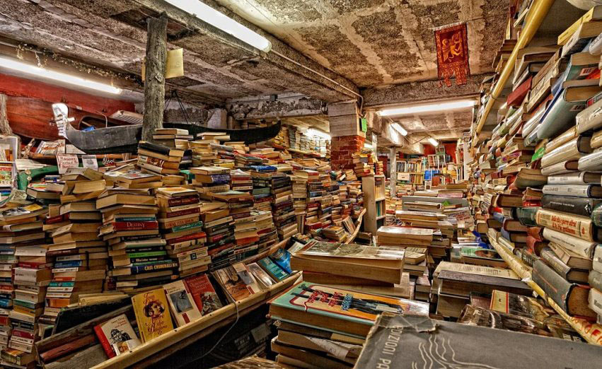 Libreria Acqua Alta, Venice